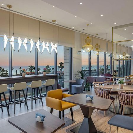 Hotel Hampton By Hilton Kuwait Salmiya à Koweït Extérieur photo