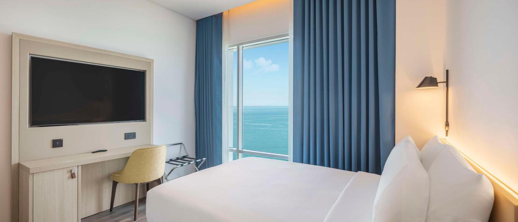 Hotel Hampton By Hilton Kuwait Salmiya à Koweït Extérieur photo
